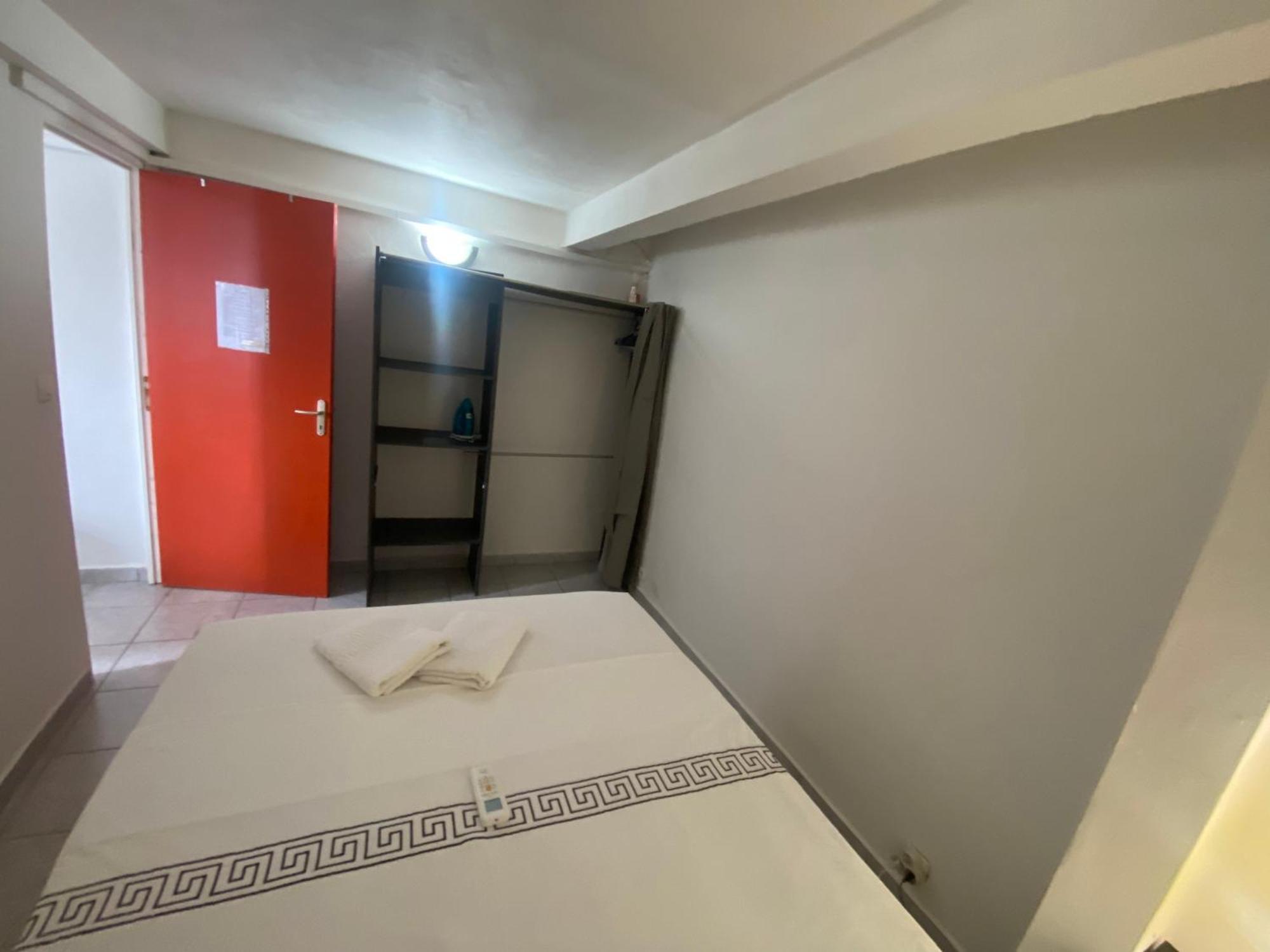 Logement De 40M2 Avec Terrasse, Moderne Et Equipe Petit-Canal ภายนอก รูปภาพ